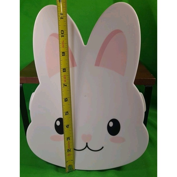 New CWC Bunny Snackle Box with Lid & 6 Compartments for Snacks & Food Container - Picture 9 of 10